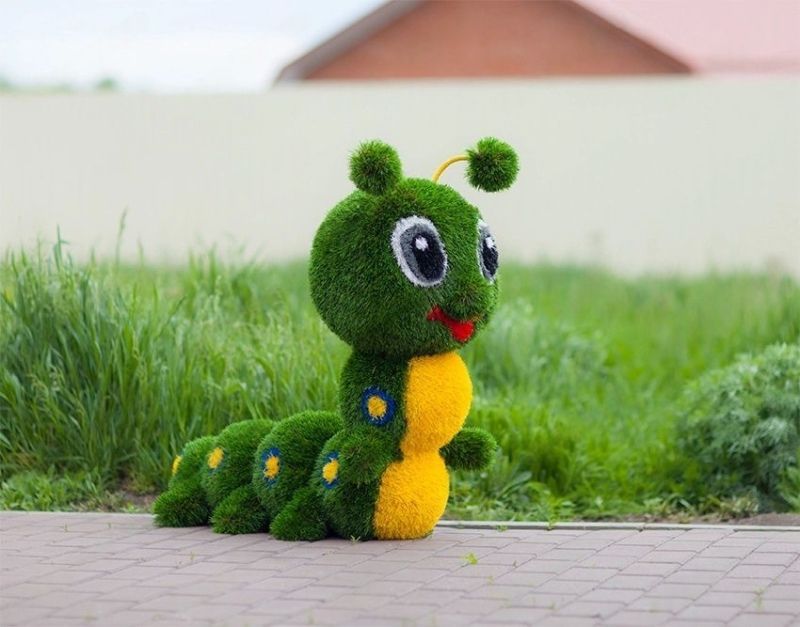 Топиари Гусеничка