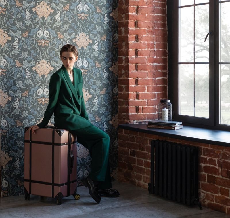 Флизелиновые обои Loymina British Garden (Британский сад) BRIT11 005/1 для спальни