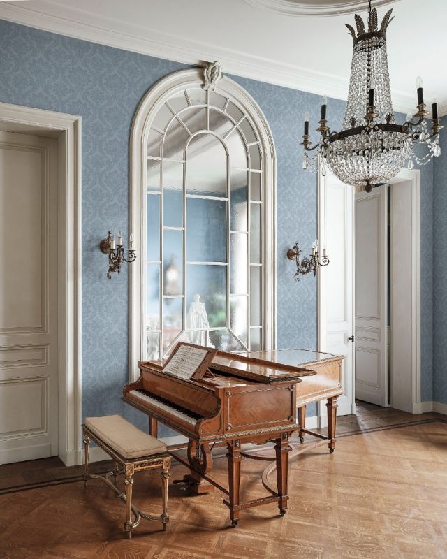 Флизелиновые обои Milassa Статус V EST5 021