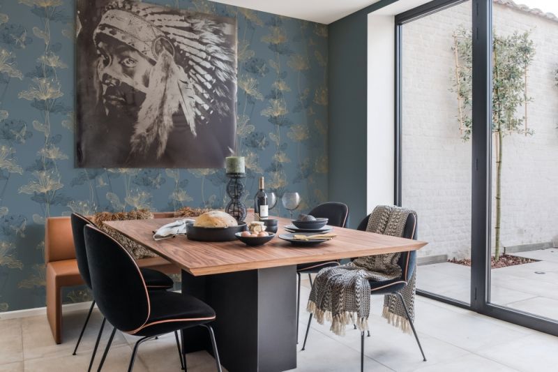 Флизелиновые обои Milassa Ambient (Ambiplain) AM8 021 для стен спальни