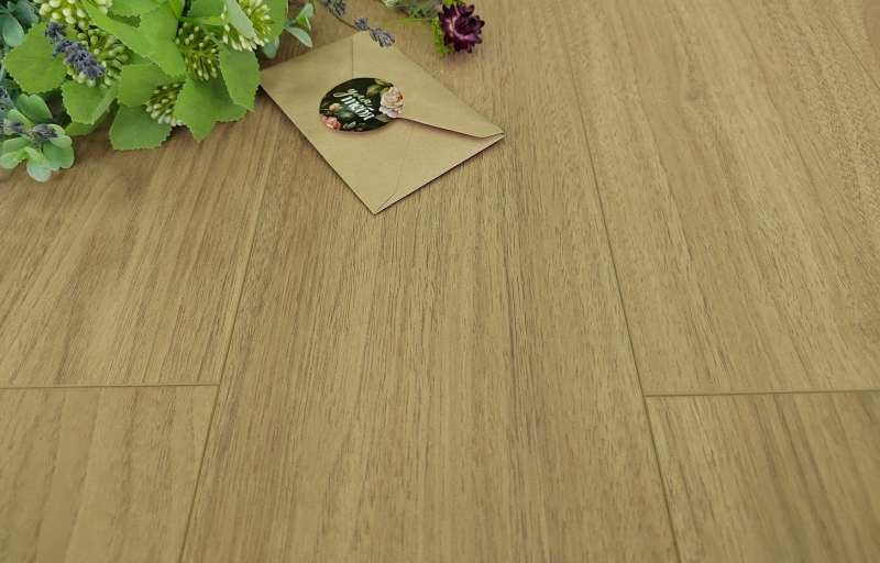 ЛАМИНАТ MSPC ДУБ ТЕЙЛОР