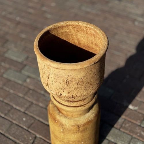 Горшок из красной глины тройной