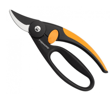 Секатор плоскостной с петлей для пальцев P44, Fiskars