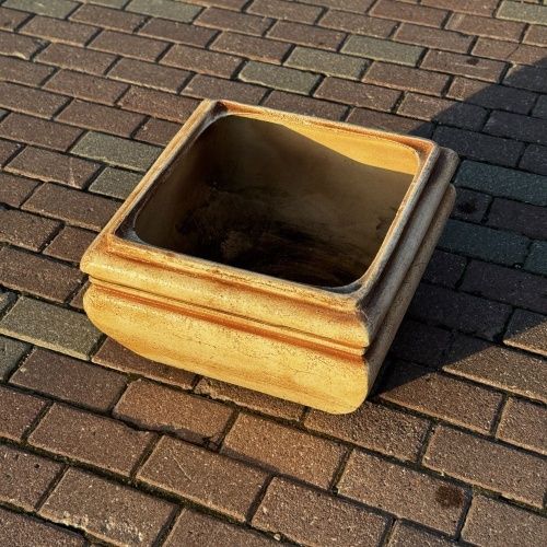 Кашпо Квадрат