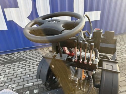 Мини-погрузчик КТЗ-1