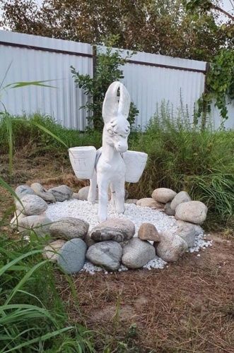 Ослик с корзинами