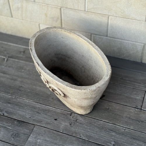 Виола (овал с рельефом)