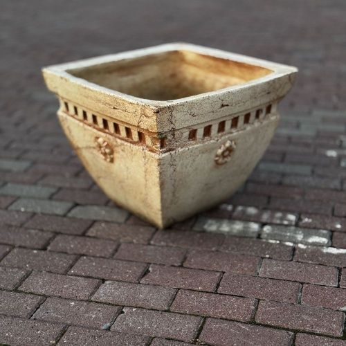 Кашпо Квадрат с цветком