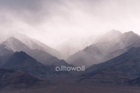 Горы в тумане