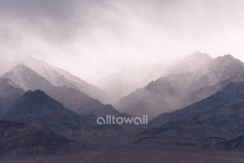 Фреска Горы в тумане