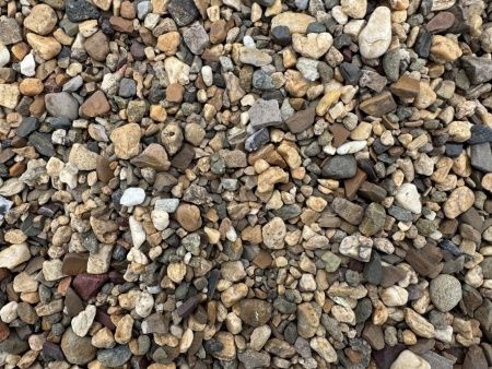 Многоцветная галька немытая