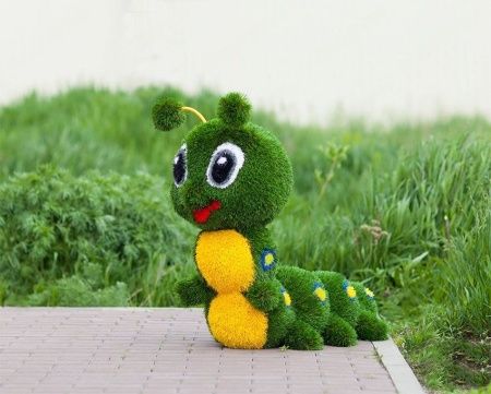 Топиари Гусеничка