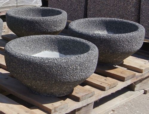 Вазон бетонный уличный Верона (фактура габбро-диабаз)