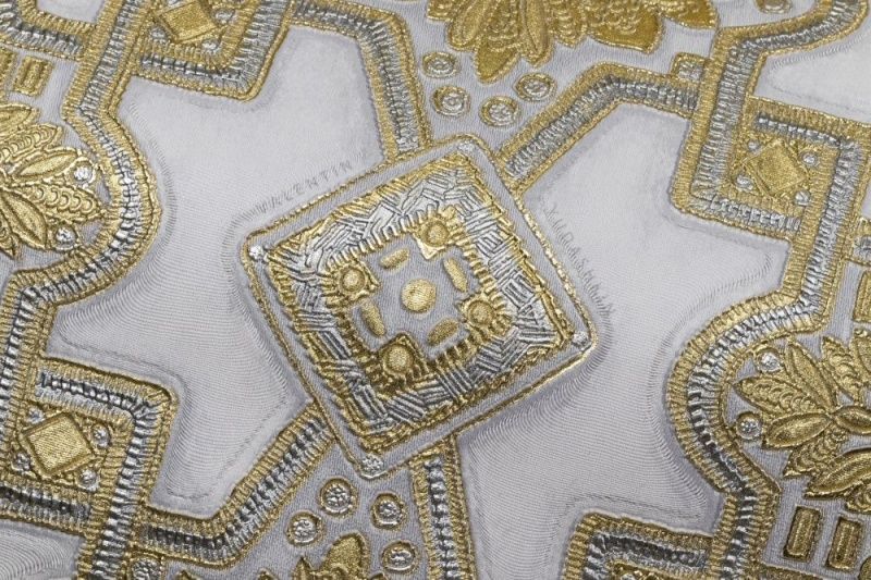 Valentin Yudashkin 586001