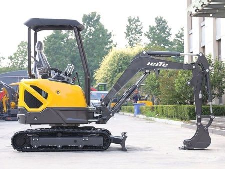 Мини-экскаватор Leite LT1030S