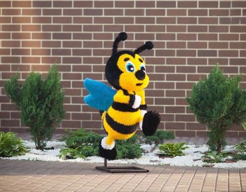 Топиар фигура Пчелка Жужа