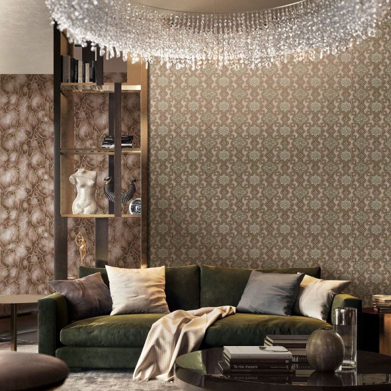 Valentin Yudashkin 586008