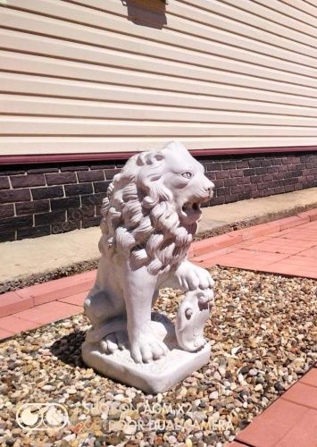 Скульптура Лев 103