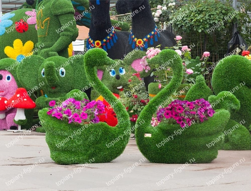 Лебедь кашпо 110*100*55 см